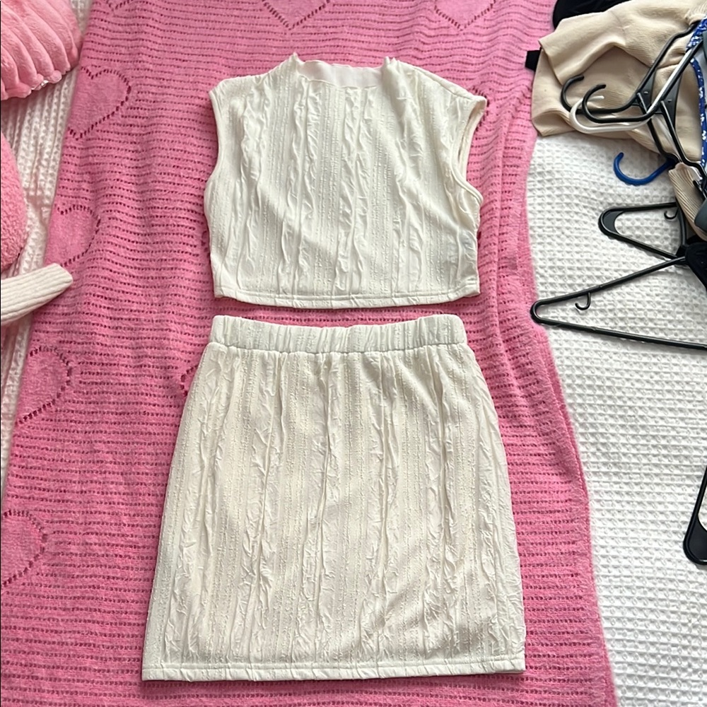 Cream Mini Pencil Skirt Set for Casual Night Out